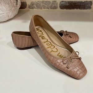 Sam Edelman leather flats, light pink, size 9